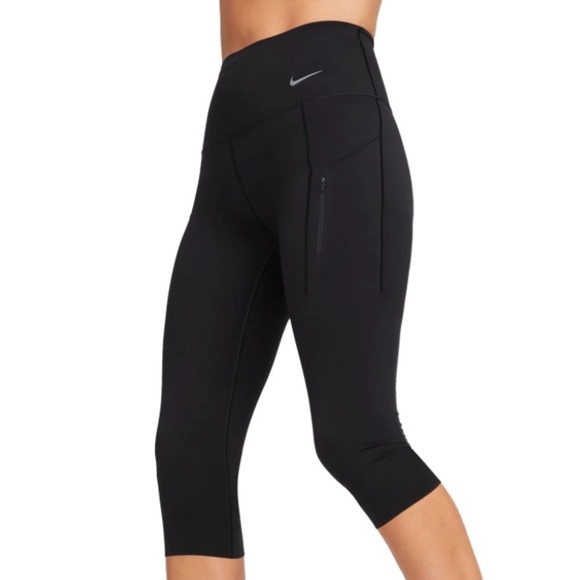 Nike Womens Go Firm Support High Waisted Capri Legging short sz small DQ5700-010 - Picture 1 of 12